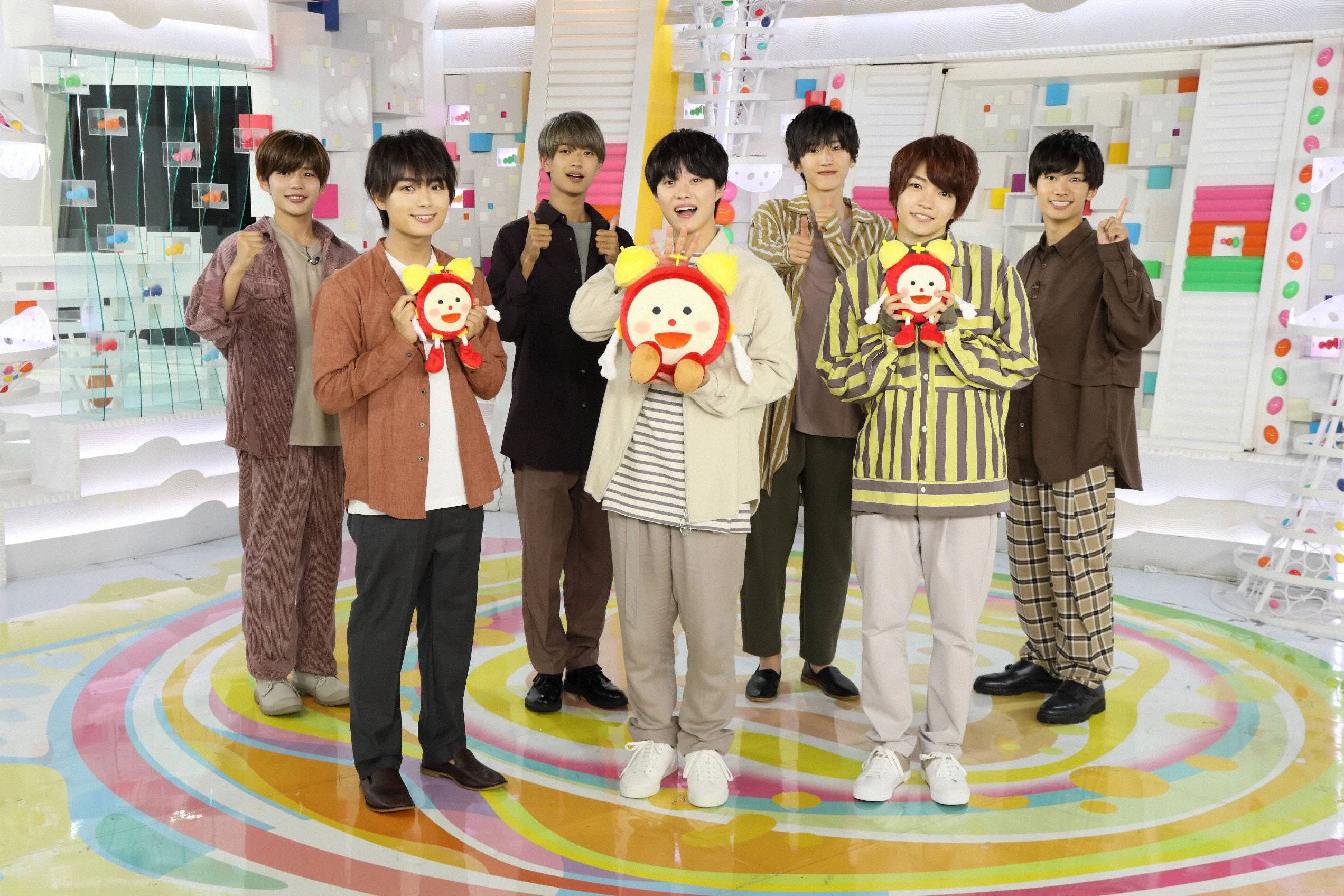 なにわ男子 目覚まし時計｜タレントグッズ
